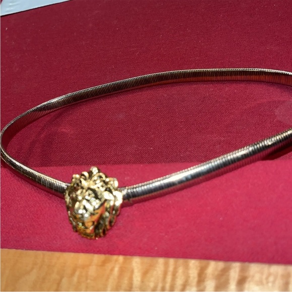 Lion head GOLDEN STRETCHY BELT ACCESSOCRAFT NYC Gold Tone Metal Twist Front, VTG - Picture 2 of 12
